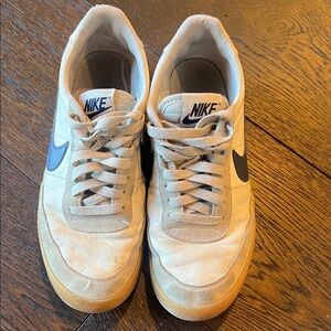 Nike Men's Cream and Blue Sneakers